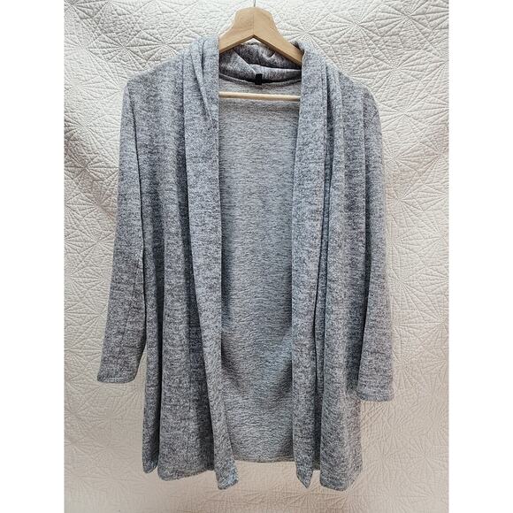 Dynamite womens long sleeve Soft cardigan Size Medium Gray 19x30 - Picture 1 of 7